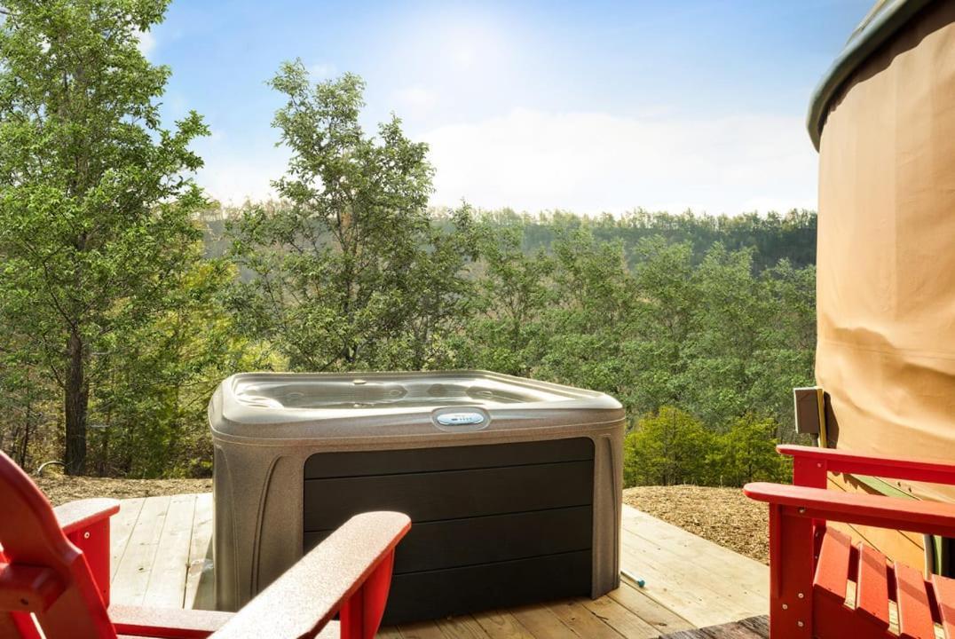 Modern Yurt W River Access, Hot Tub, Wifi & Grill Wardensville Bagian luar foto