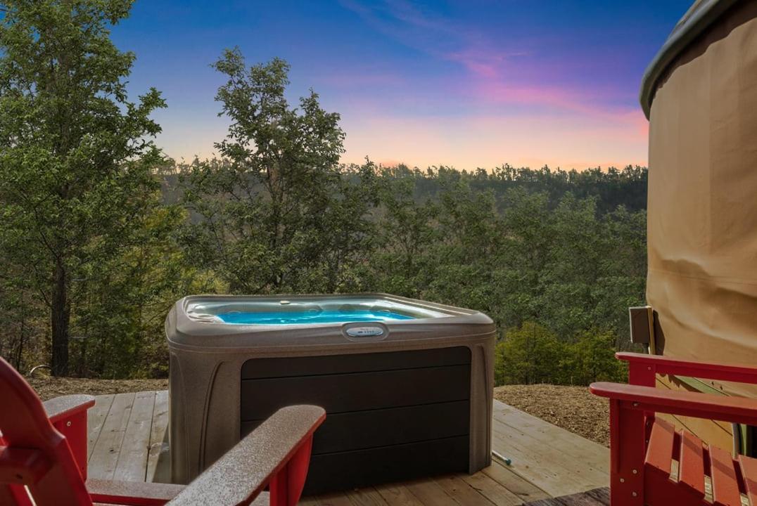 Modern Yurt W River Access, Hot Tub, Wifi & Grill Wardensville Bagian luar foto
